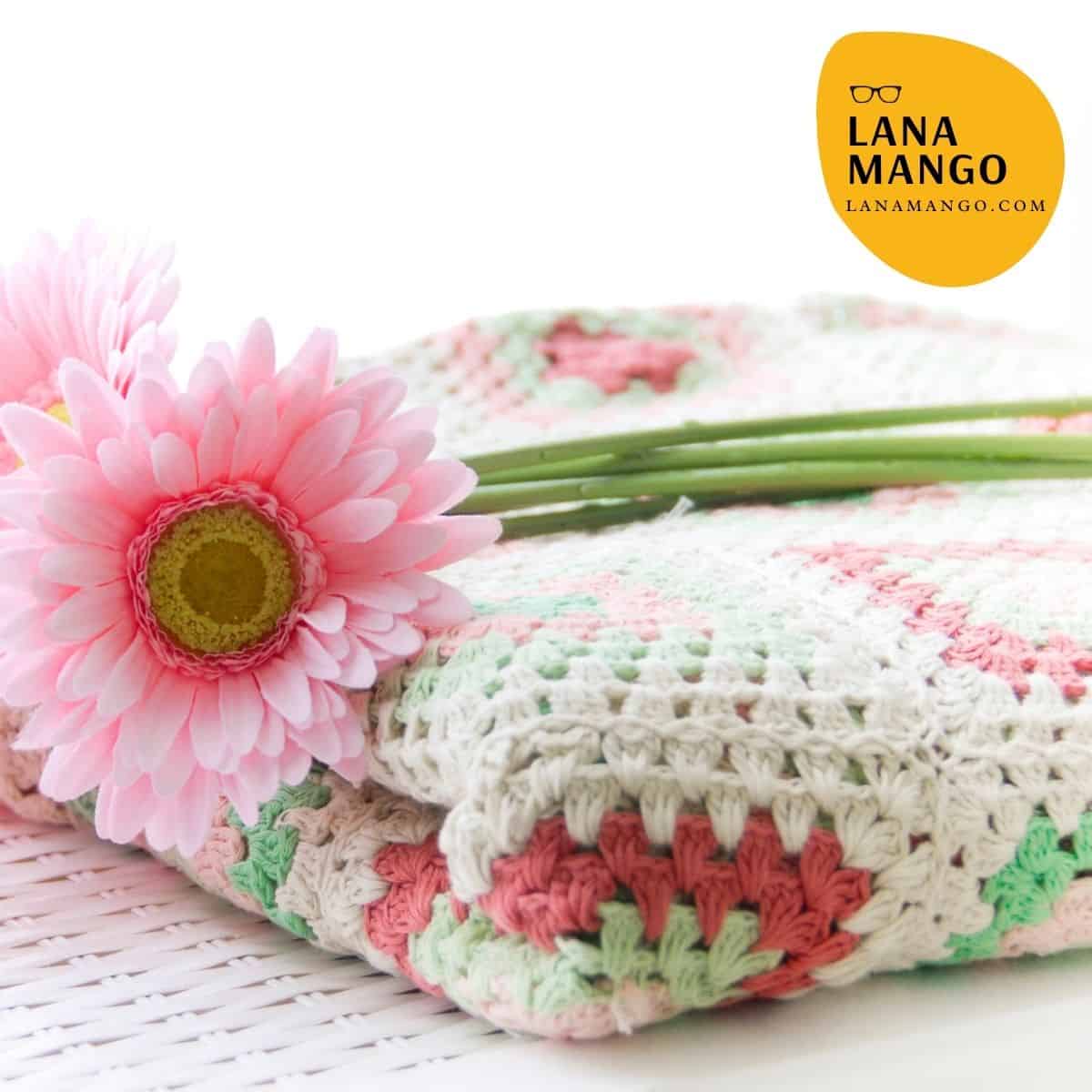 25 best free crochet baby blanket patterns (tips & tricks for beginners)